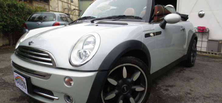 ミニコンバーチブルクーパー　サイドウォーク