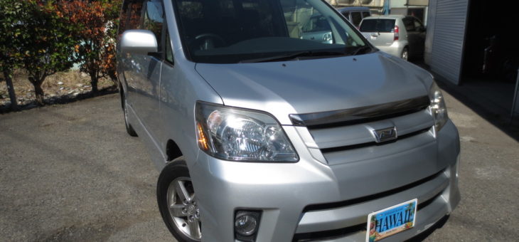 トヨタ　ノア2.0Ｓ